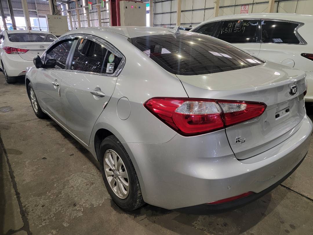 2013 KIA K3 — 150756 KM — Lot 103849 — Main - Marhaba Auctions Used Cars - Image 6