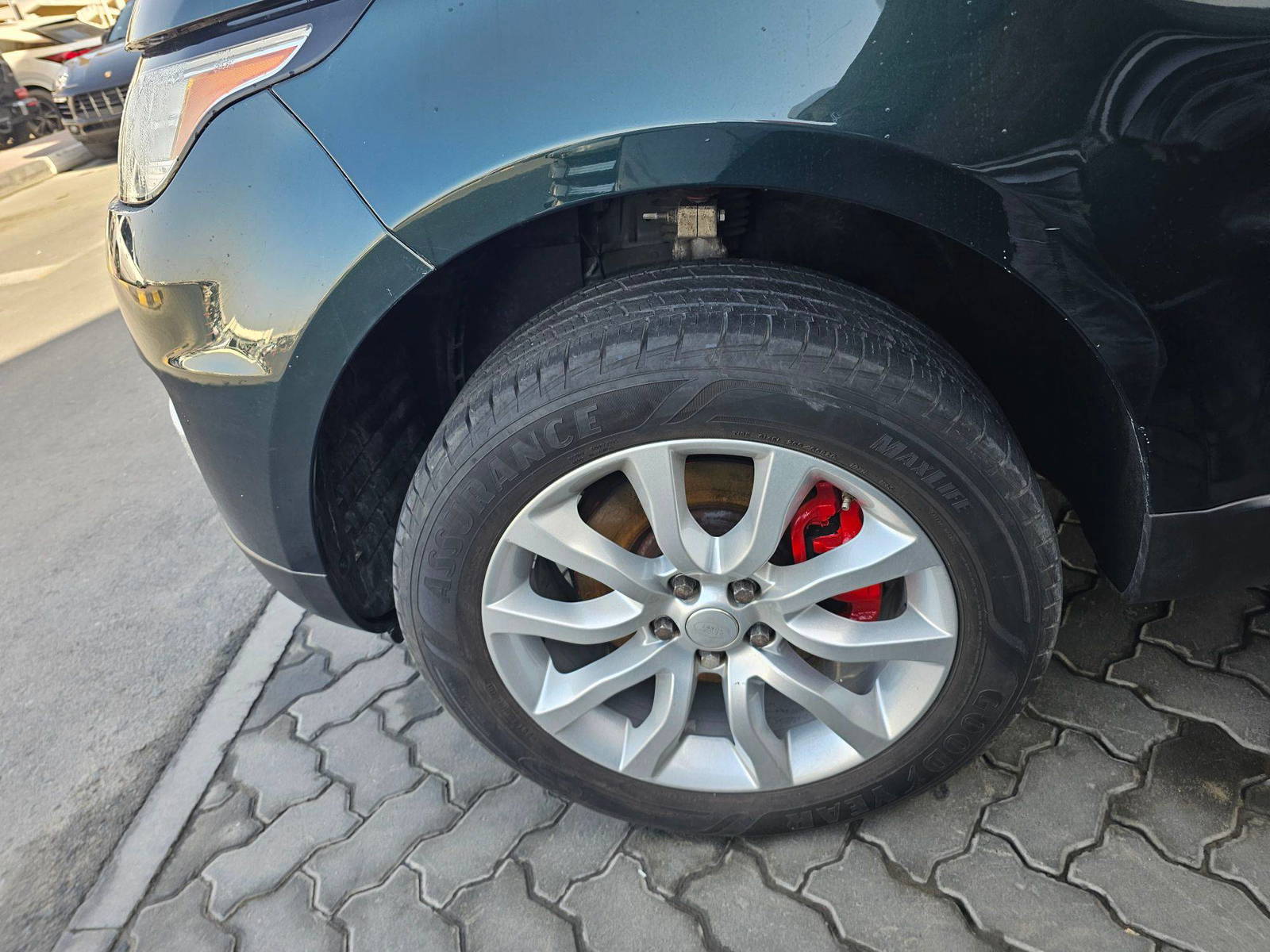 LAND ROVER RANGE ROVER SPORT 2017 - Marhaba Auction Used Cars - Image 12