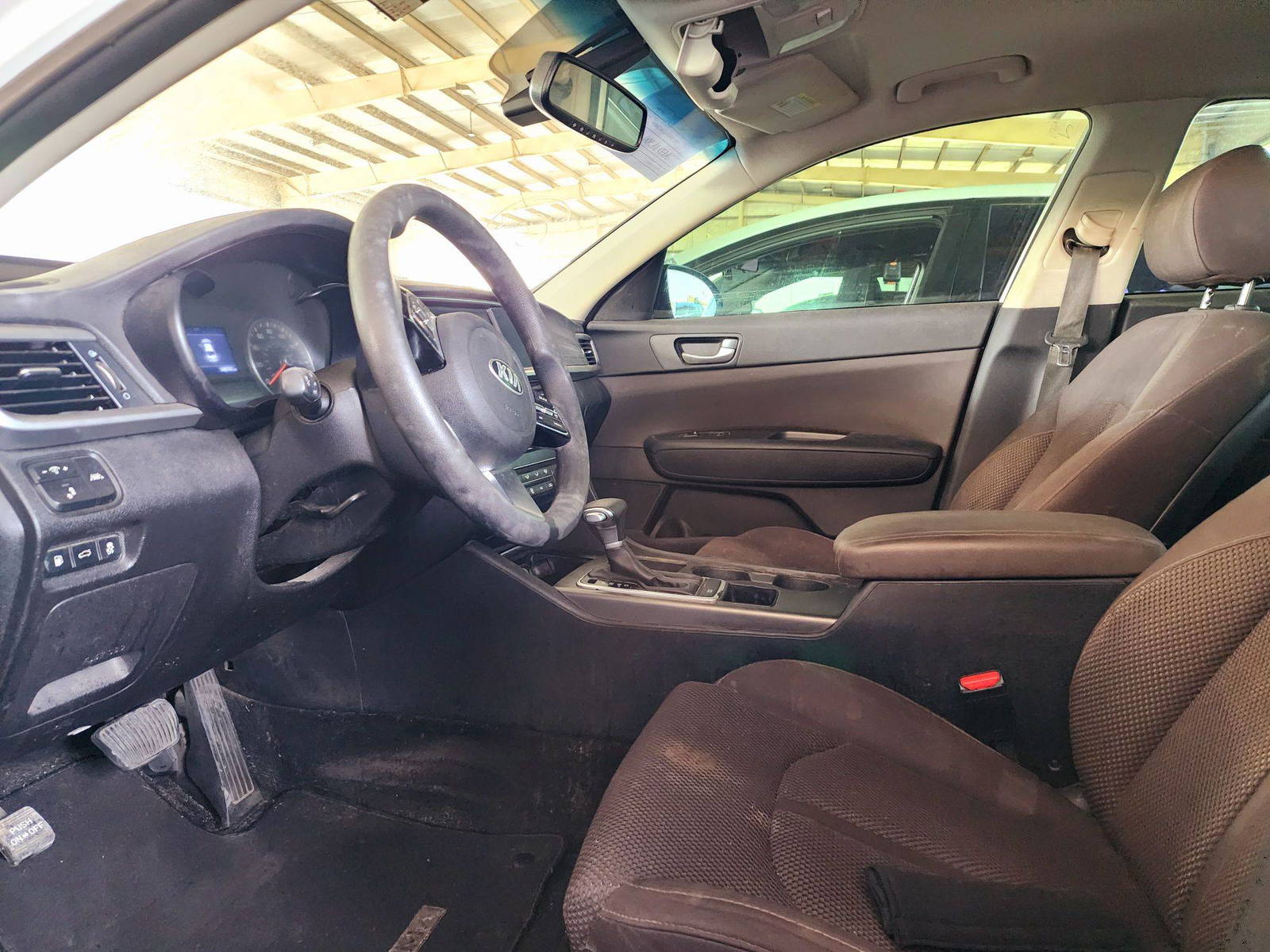 2019 KIA OPTIMA — 148747 Miles — Lot KG340519 — Souq - Marhaba Auctions Used Cars - Image 8
