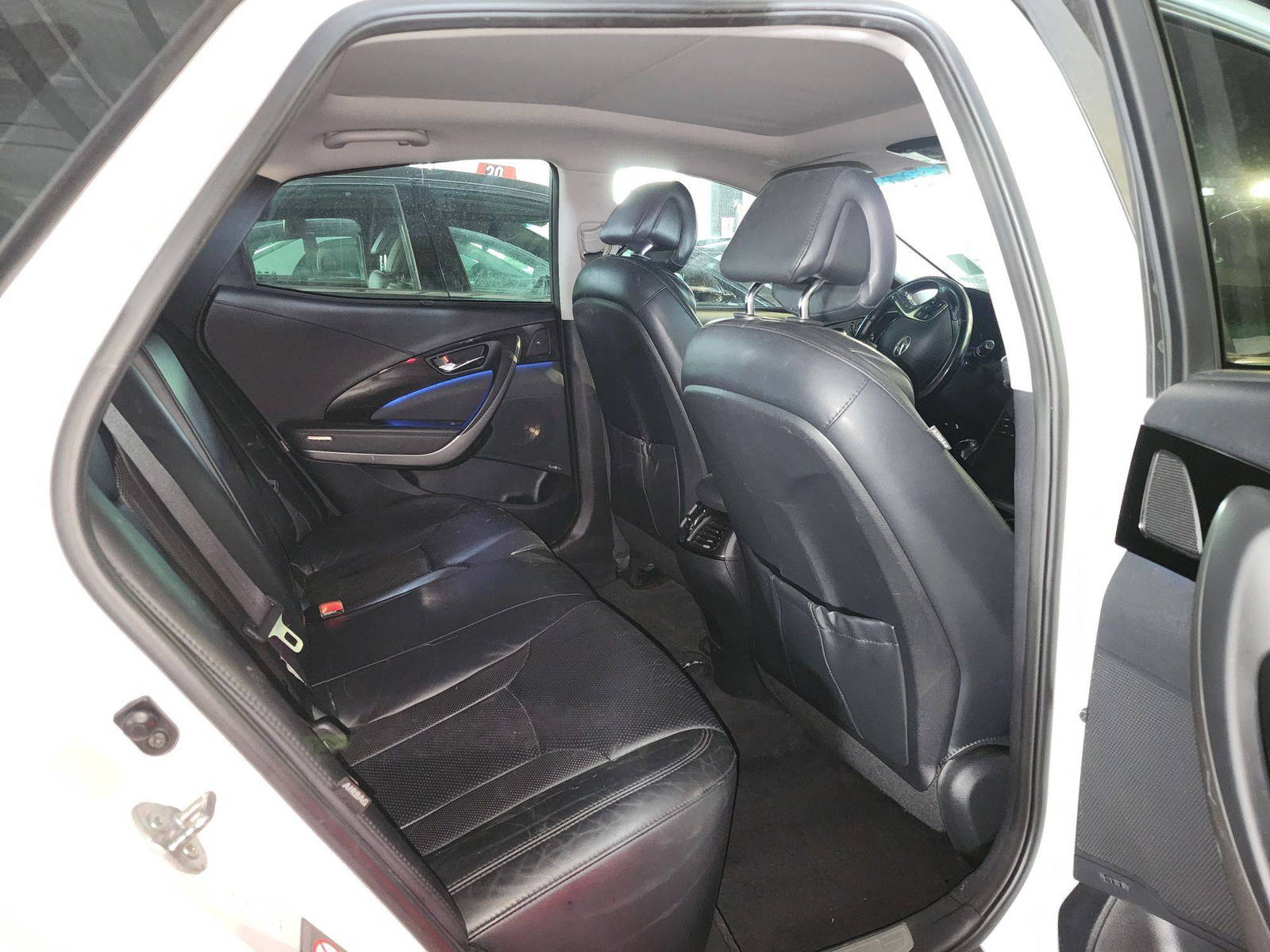 2014 HYUNDAI AZERA — 138581 Miles — Lot 342081 — Souq - Marhaba Auctions Used Cars - Image 7