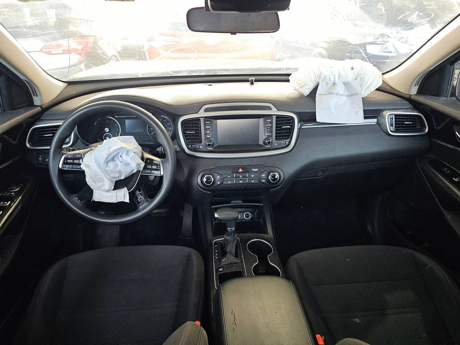 2019 KIA SORENTO — 164664 Miles — Lot 3KG523343 — Souq - Marhaba Auctions Used Cars - Image 6