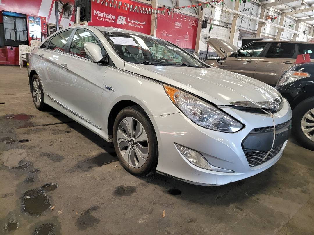 2015 HYUNDAI SONATA — 211973 Miles — Lot 8FA127695 — Main - Marhaba Auctions Used Cars - Image 4