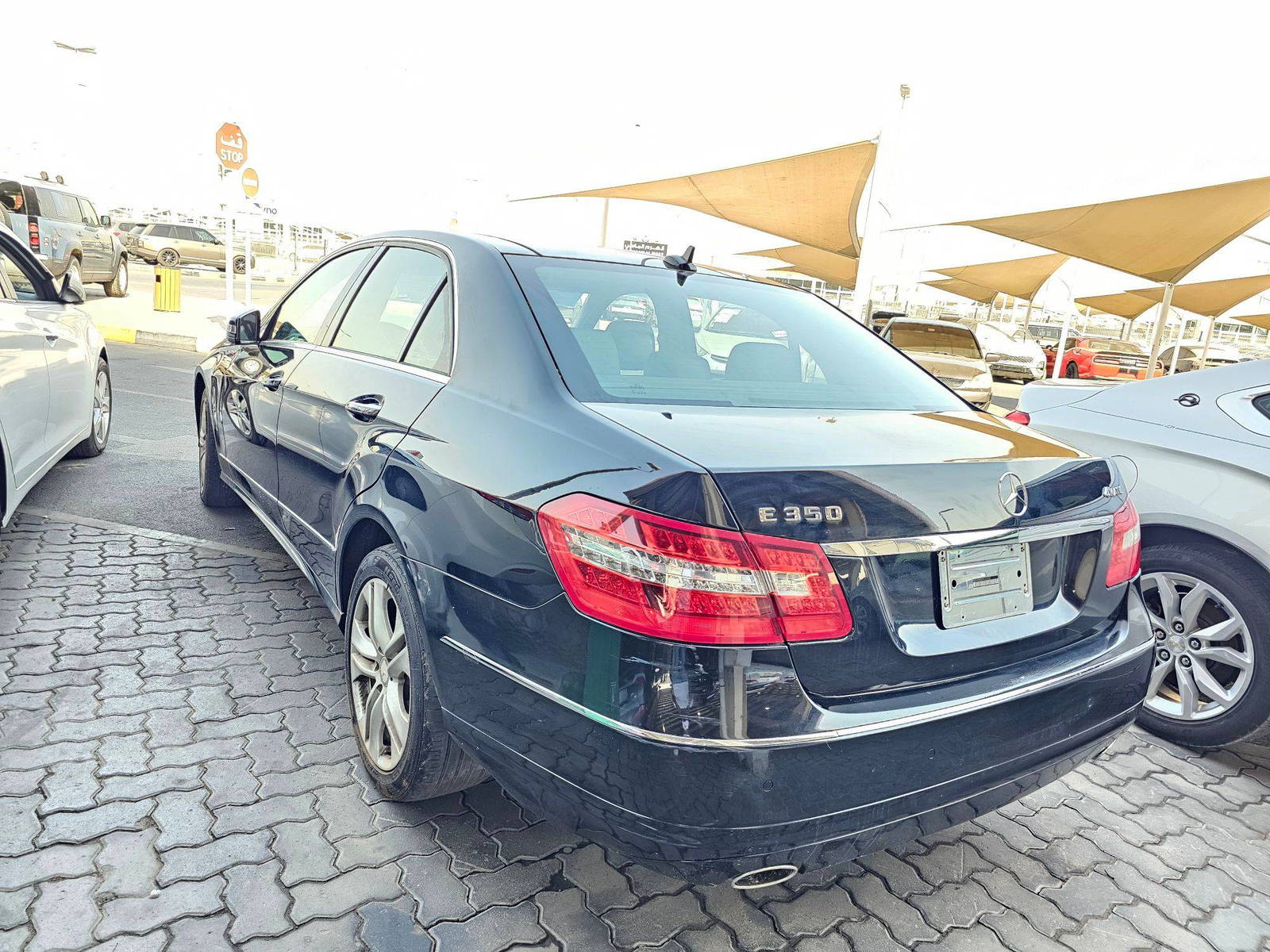 2011 MERCEDES BENZ E 350 — 113915 Miles — Lot 5BA333206 — Souq - Marhaba Auctions Used Cars - Image 4