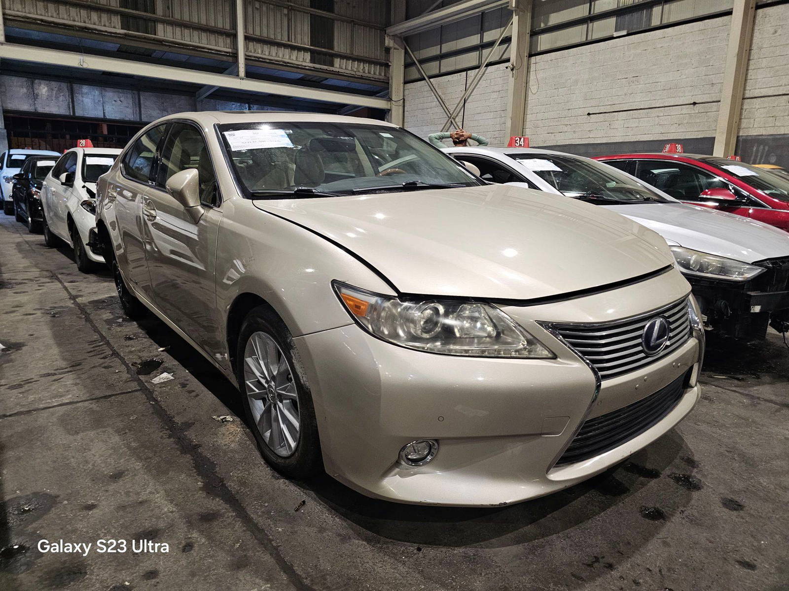 LEXUS ES 300H 2015 - Marhaba Auction Used Cars - Image 3