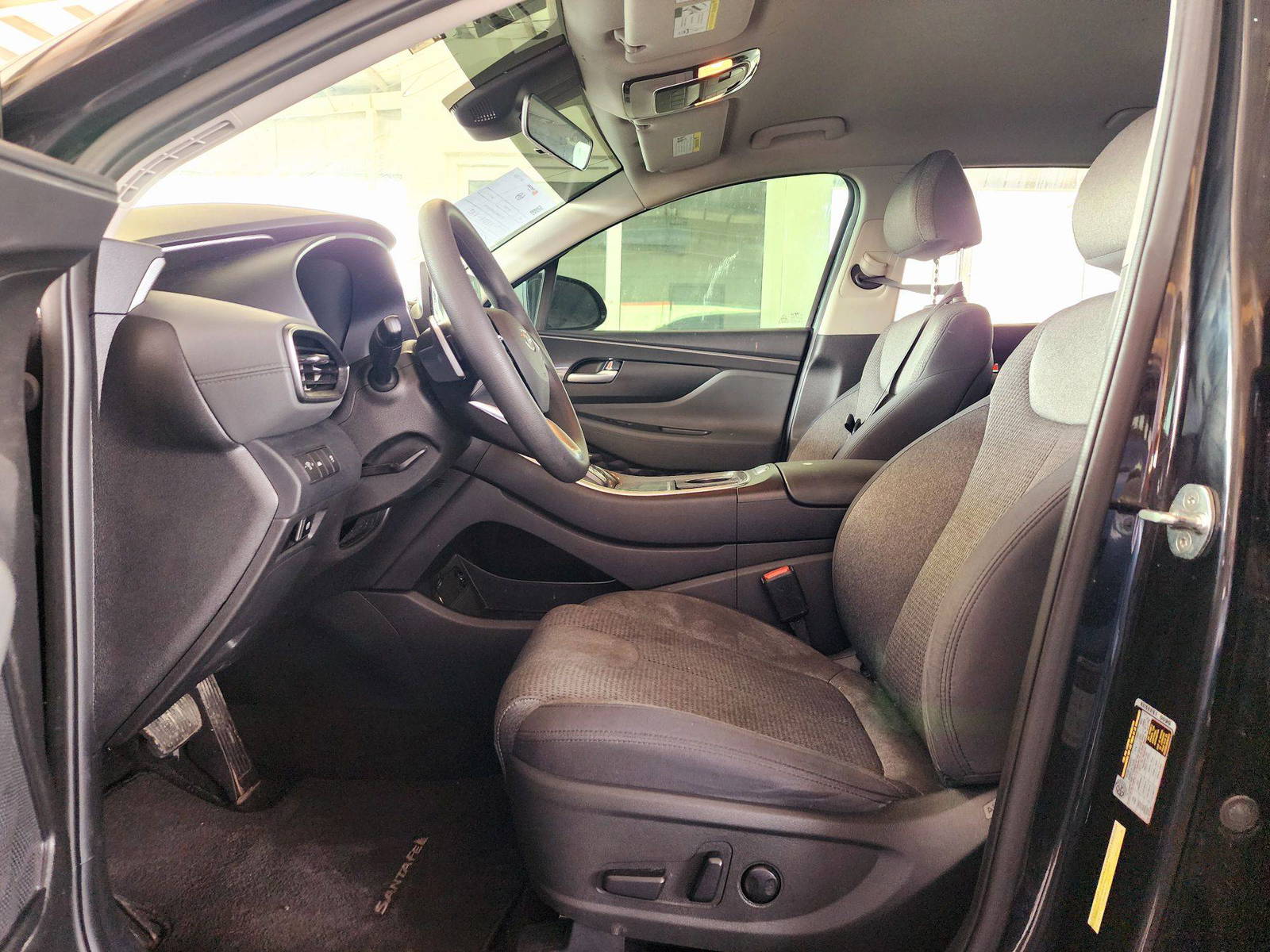2022 HYUNDAI SANTA FE — 74434 Miles — Lot NH415556 — Souq - Marhaba Auctions Used Cars - Image 8