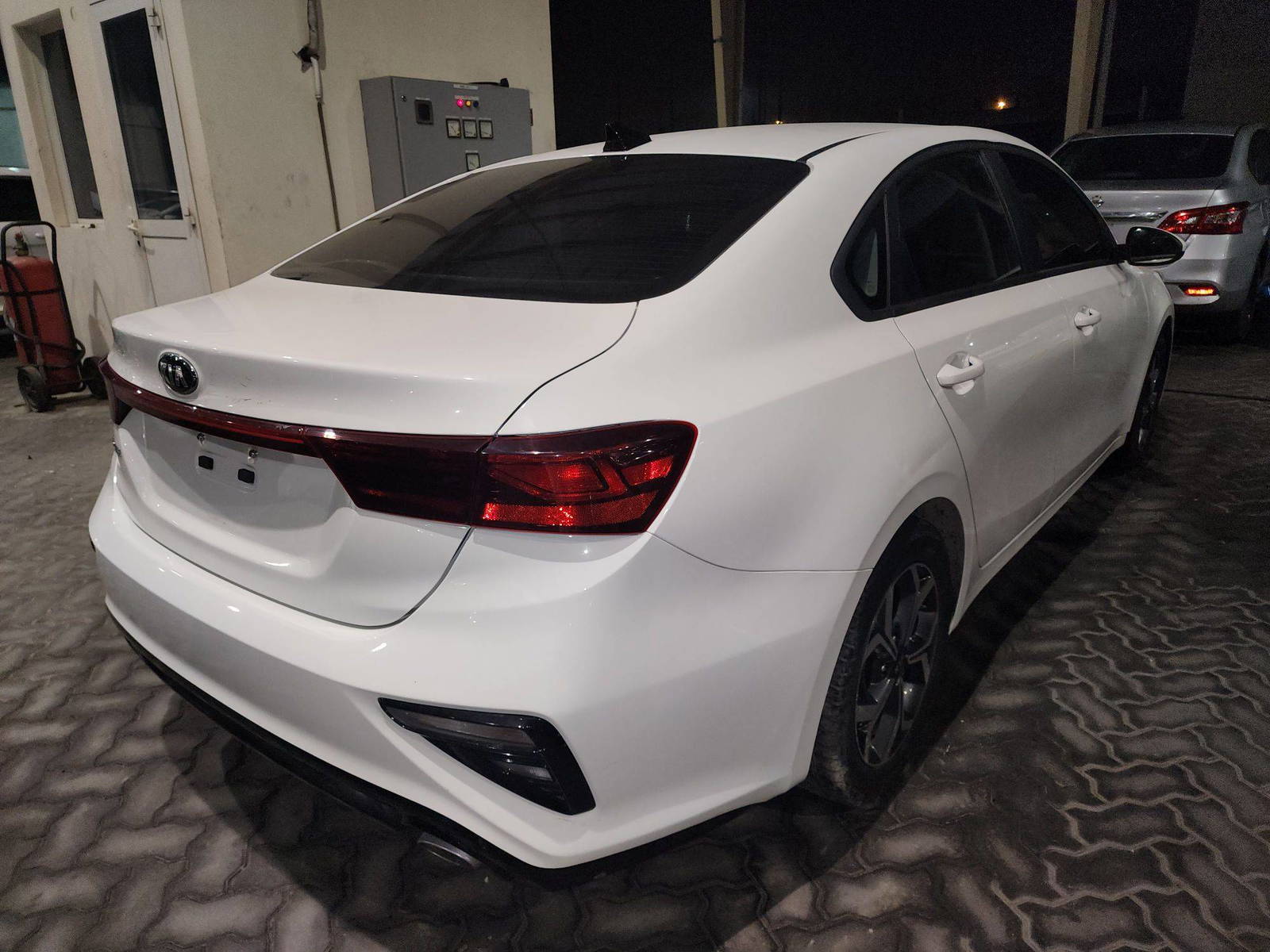 2019 KIA FORTE — 93554 Miles — Lot 76245643 - Marhaba Auctions Used Cars - Image 4