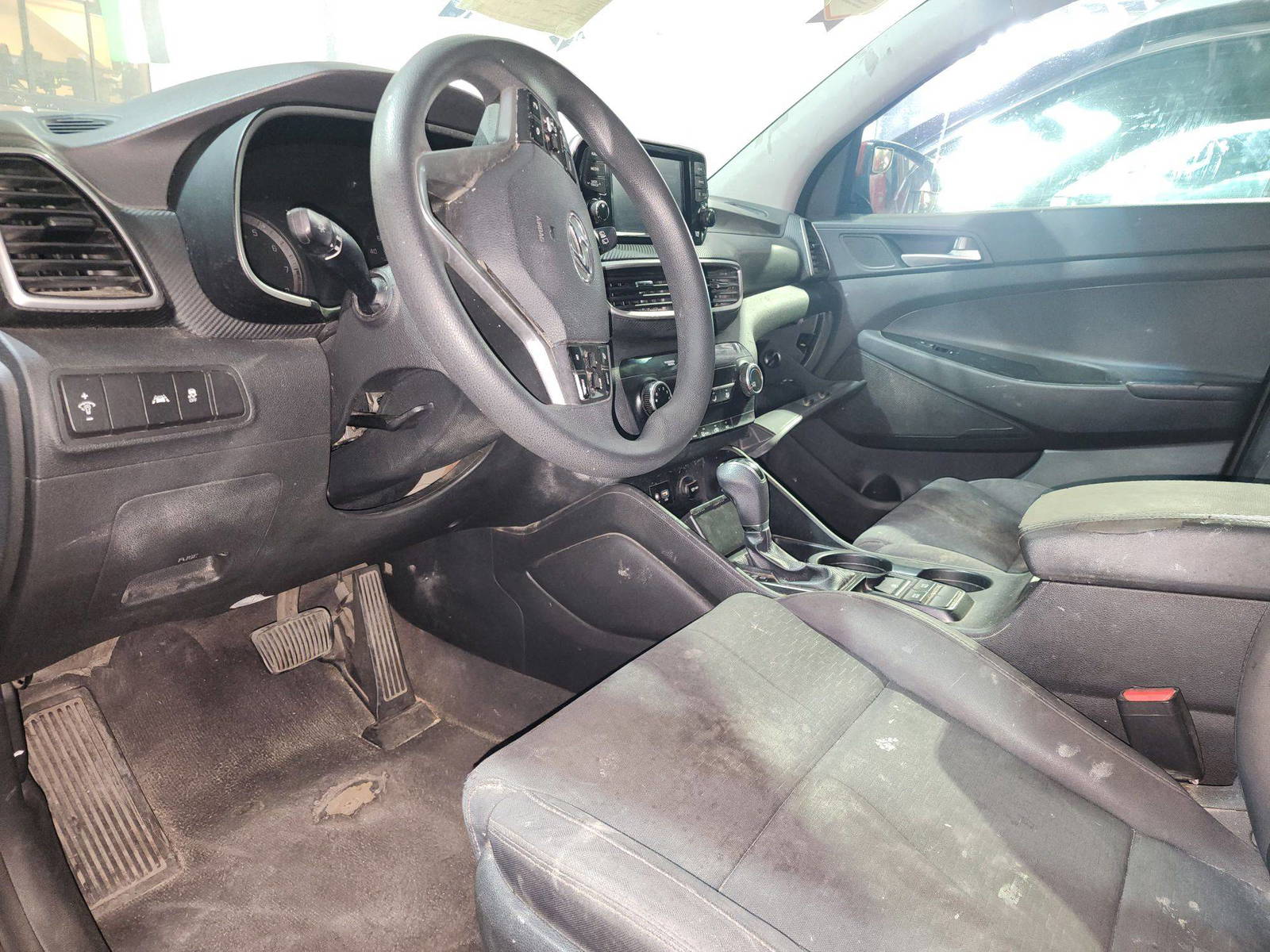 2019 HYUNDAI TUCSON — 157976 Miles — Lot KU888425 — Souq - Marhaba Auctions Used Cars - Image 9