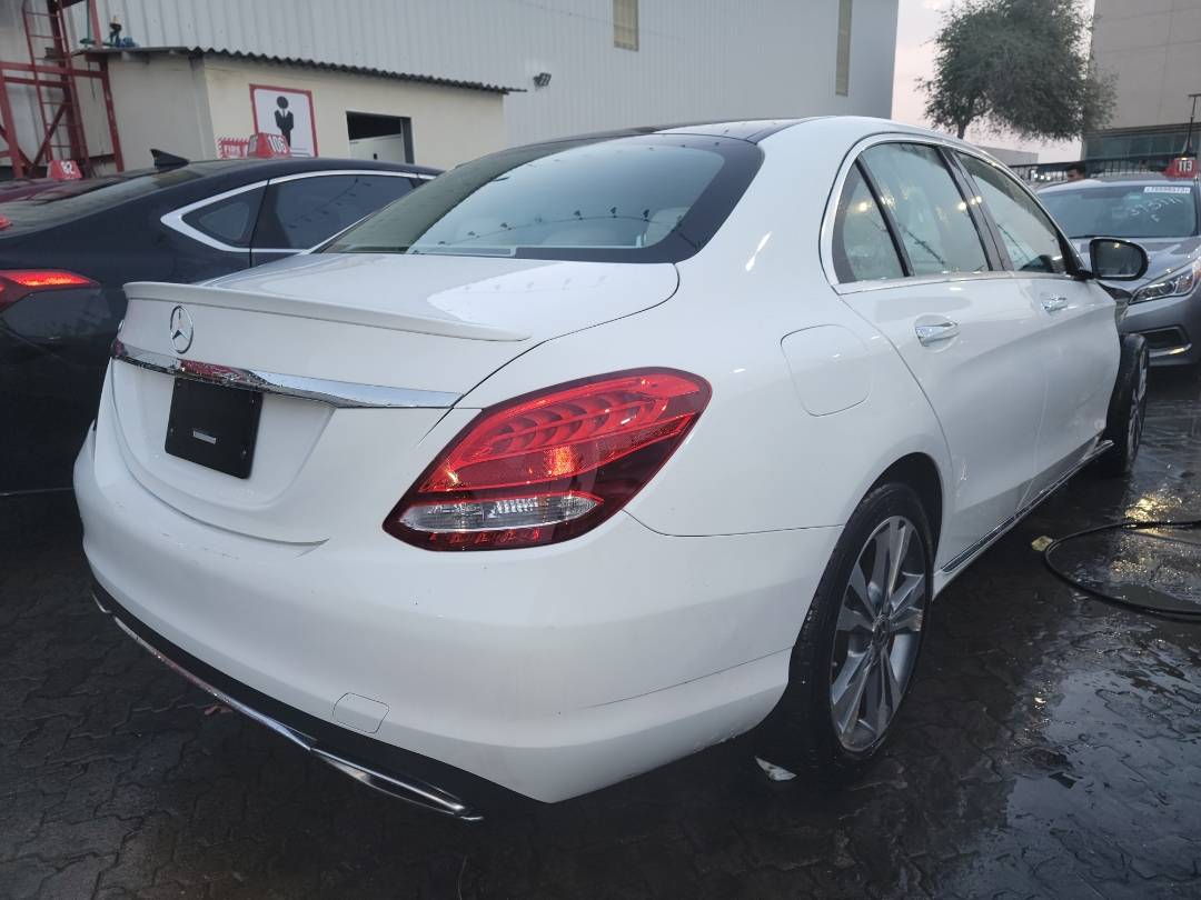 2018 MERCEDES BENZ C300 — 76911 Miles — Lot JR348955 - Marhaba Auctions Used Cars - Image 3