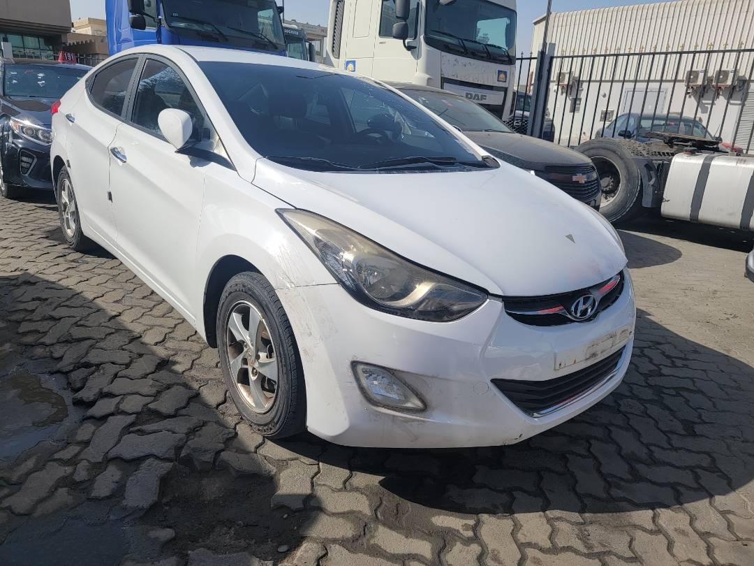 2013 HYUNDAI AVANTE — 182036 KM — Lot 717145 — Main - Marhaba Auctions Used Cars - Image 4