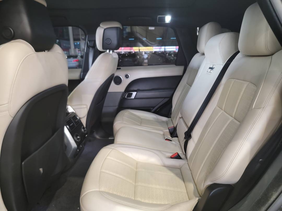 2019 LAND ROVER ROVER SPORT HSE — 156383 KM — Lot 35618885 — Souq - Marhaba Auctions Used Cars - Image 7