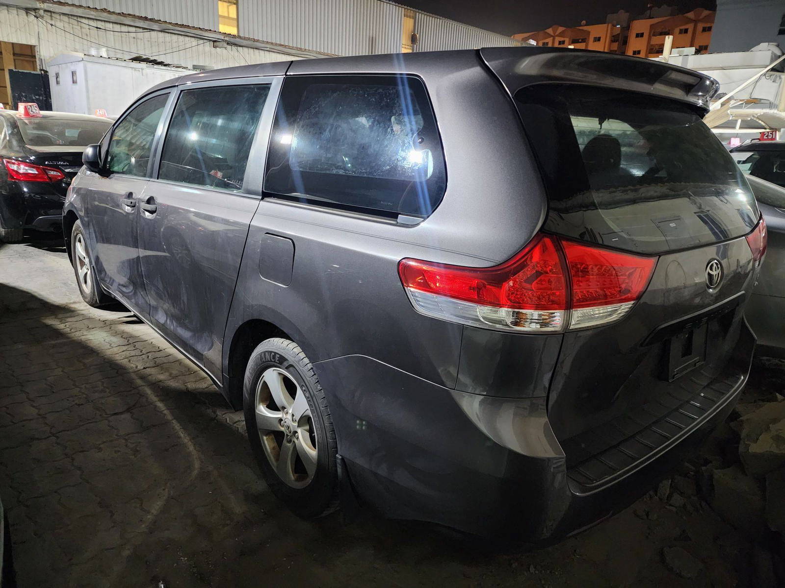TOYOTA SIENNA 2012 - Marhaba Auction Used Cars - Image 6