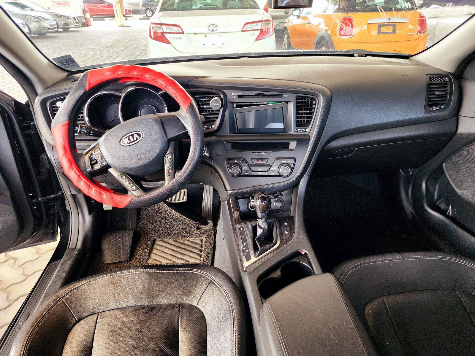 2011 KIA K5 — 268694 KM — Lot 028560 — Main - Marhaba Auctions Used Cars - Image 7