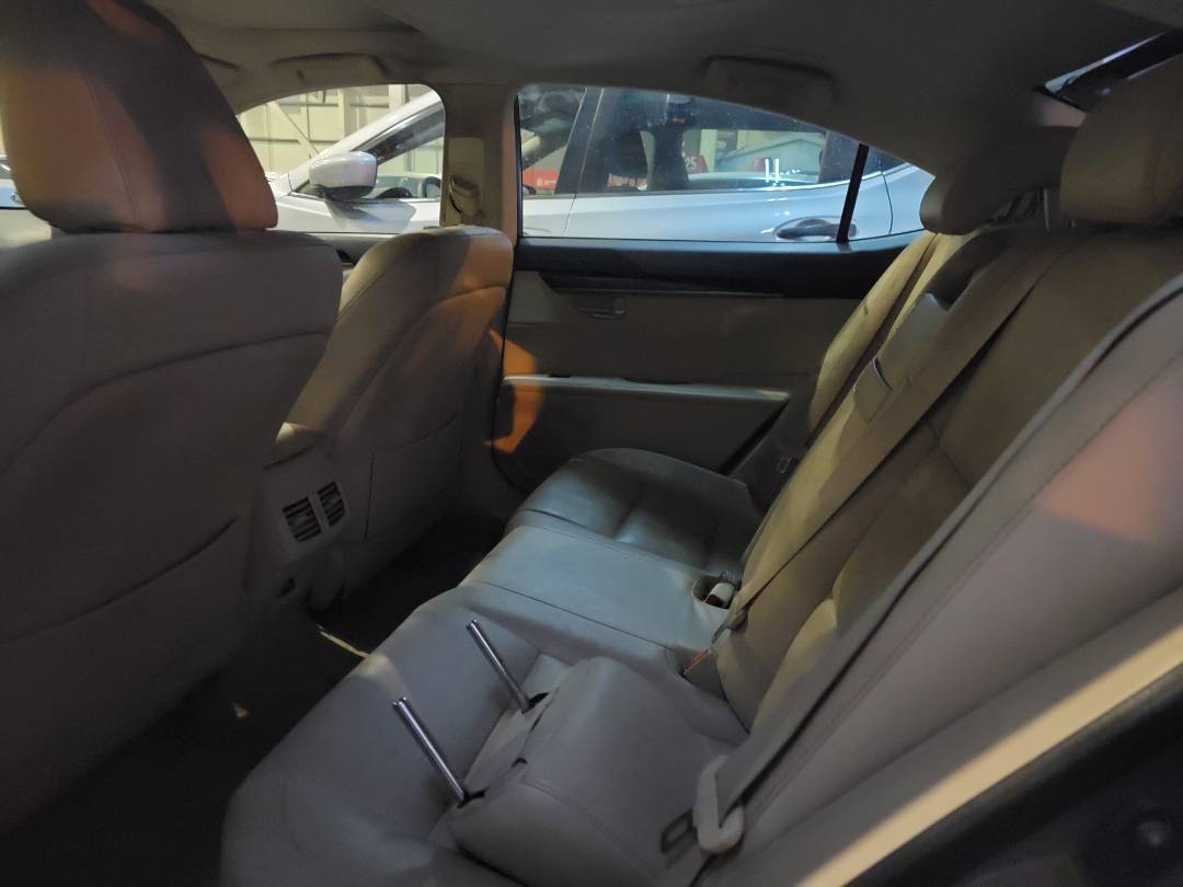 2013 LEXUS ES 350 — 254557 Miles — Lot D2043853 — Main - Marhaba Auctions Used Cars - Image 6