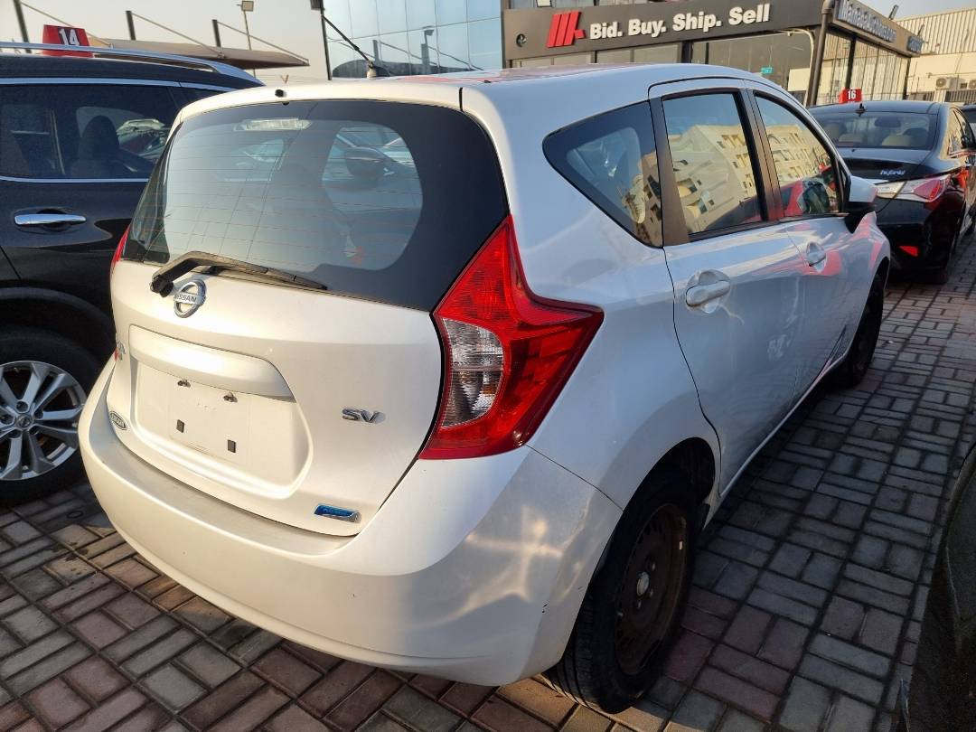 2015 NISSAN VERSA NOTE — 174153 Miles — Lot 125487 — Souq - Marhaba Auctions Used Cars - Image 4