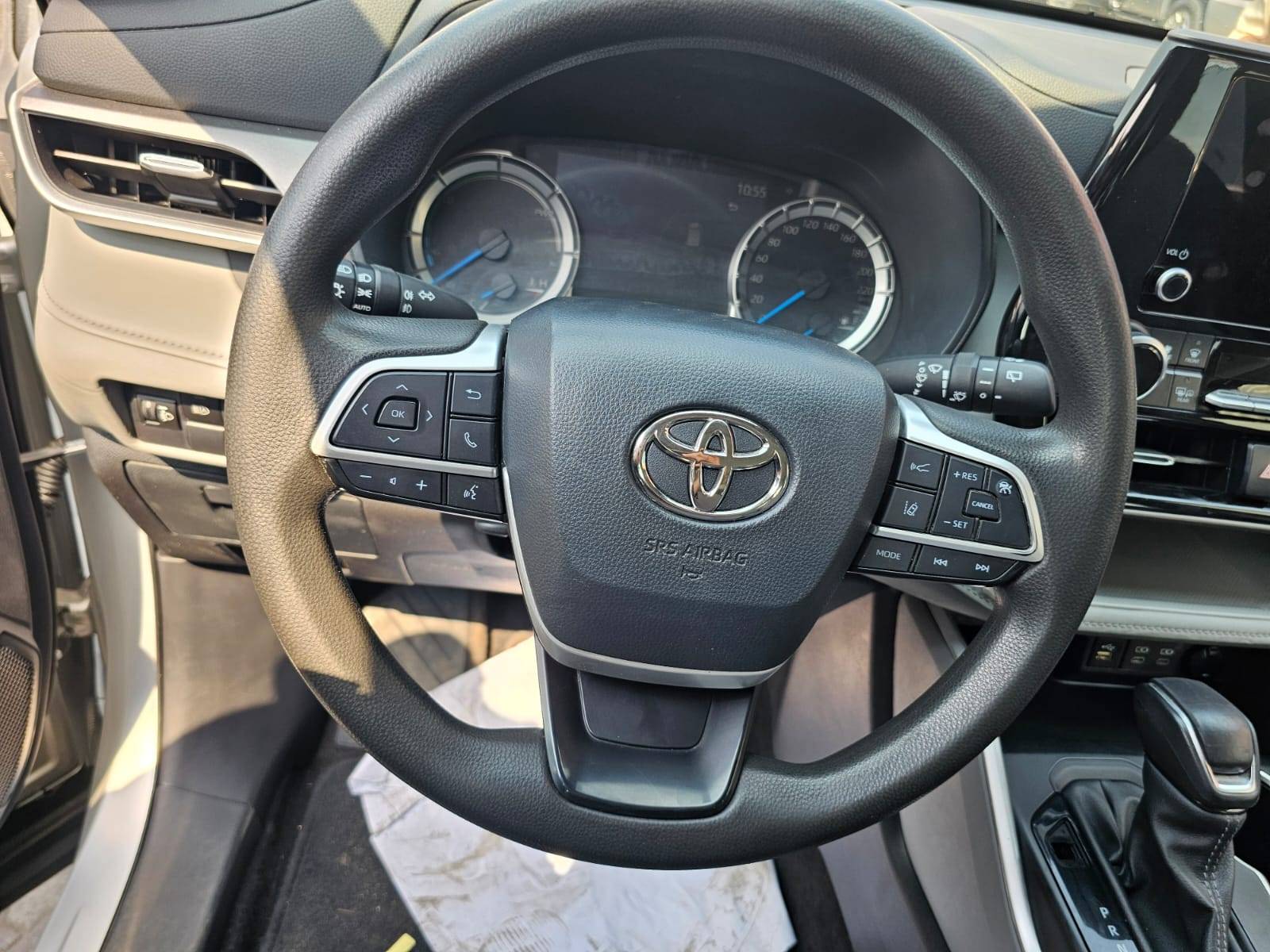 2024 TOYOTA GRAND HIGHLANDER — 287776 KM — Lot 614138 — Main - Marhaba Auctions Used Cars - Image 9