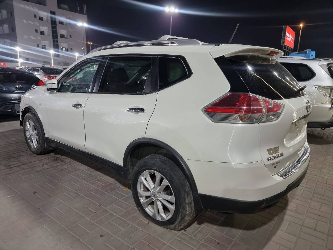 2016 NISSAN ROGUE — 181217 Miles — Lot 125487 — Ind. 12 - Marhaba Auctions Used Cars - Image 4
