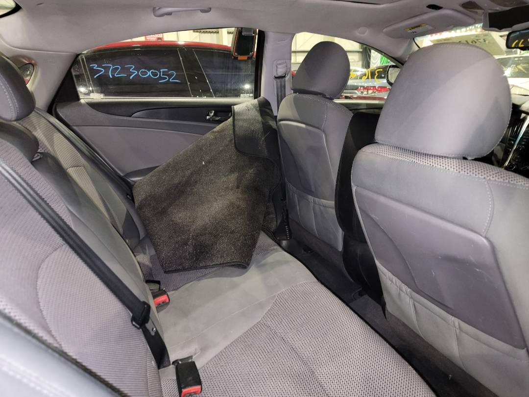 2012 HYUNDAI SONATA — 185804 Miles — Lot 37612669 - Marhaba Auctions Used Cars - Image 5