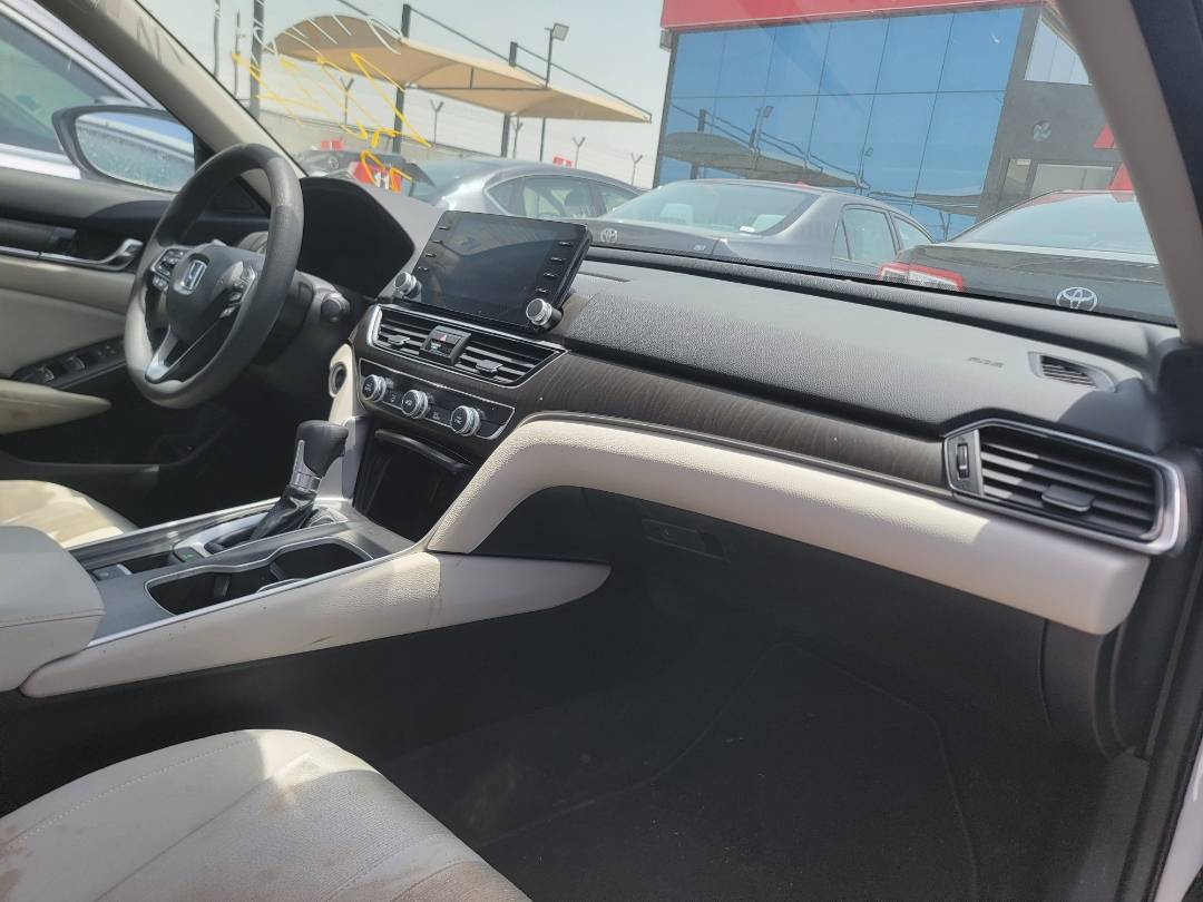 2018 HONDA ACCORD — 20060 Miles — Lot JA012204 - Marhaba Auctions Used Cars - Image 9