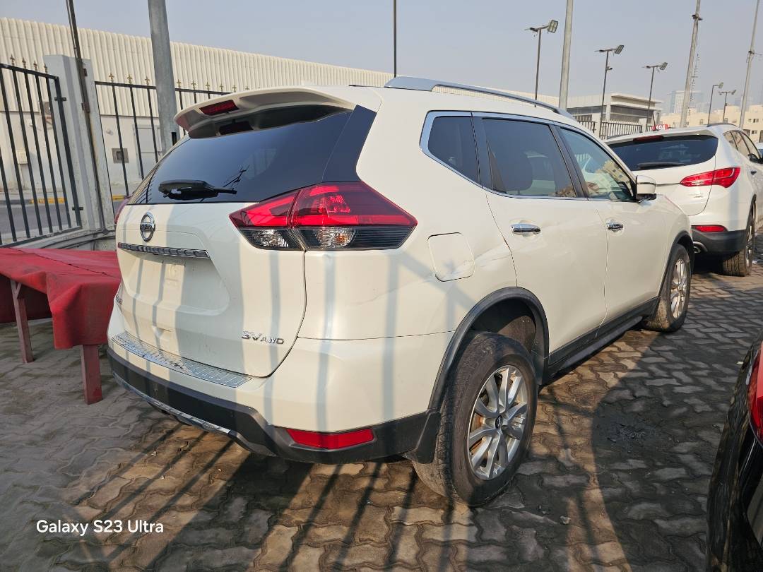 2018 NISSAN ROGUE — 158729 Miles — Lot V3JP500708 — Main - Marhaba Auctions Used Cars - Image 3