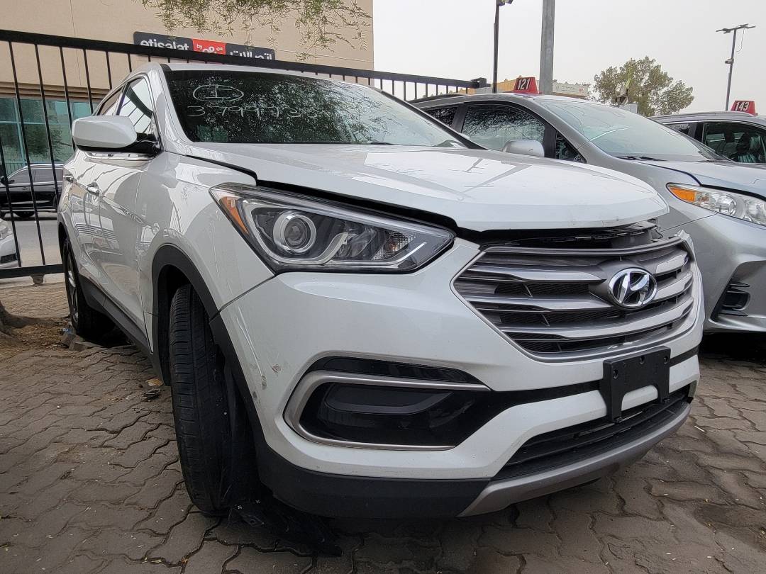 2017 HYUNDAI SANTA FE — 84 509 Miles — Lot H010286 — Main - Marhaba Auctions Used Cars - Image 4