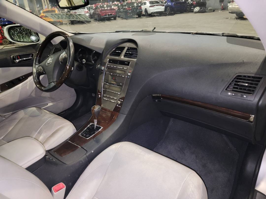 2012 LEXUS ES 350 — 205398 Miles — Lot 71368533 - Marhaba Auctions Used Cars - Image 6