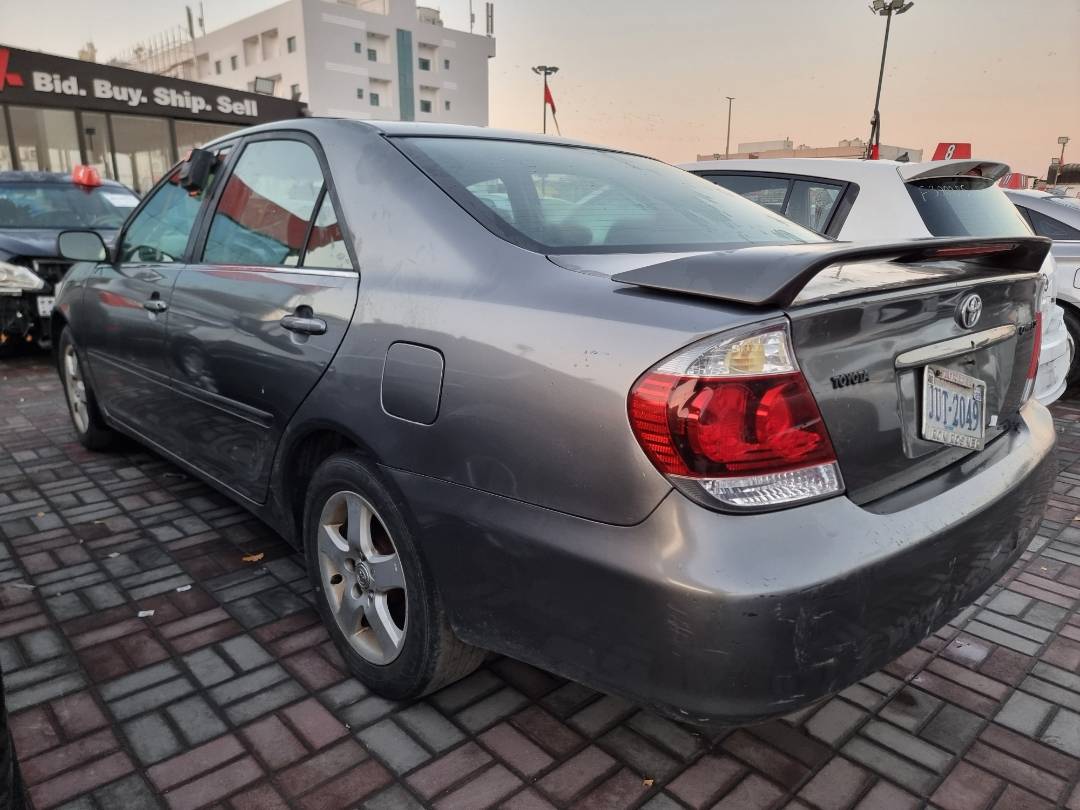 2005 TOYOTA CAMRY — 186814 Miles — Lot 40297624 — Ind. 12 - Marhaba Auctions Used Cars - Image 5
