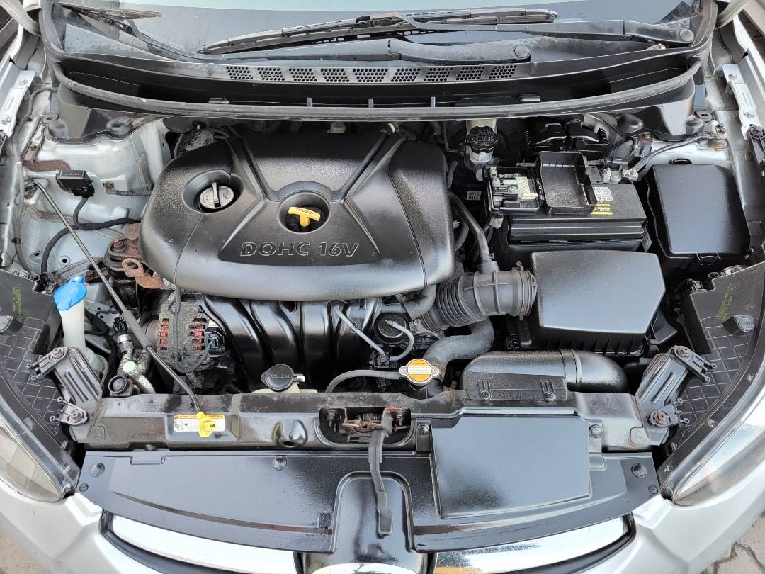 2011 HYUNDAI ELANTRA — 174532 Miles — Lot 37086684 - Marhaba Auctions Used Cars - Image 5