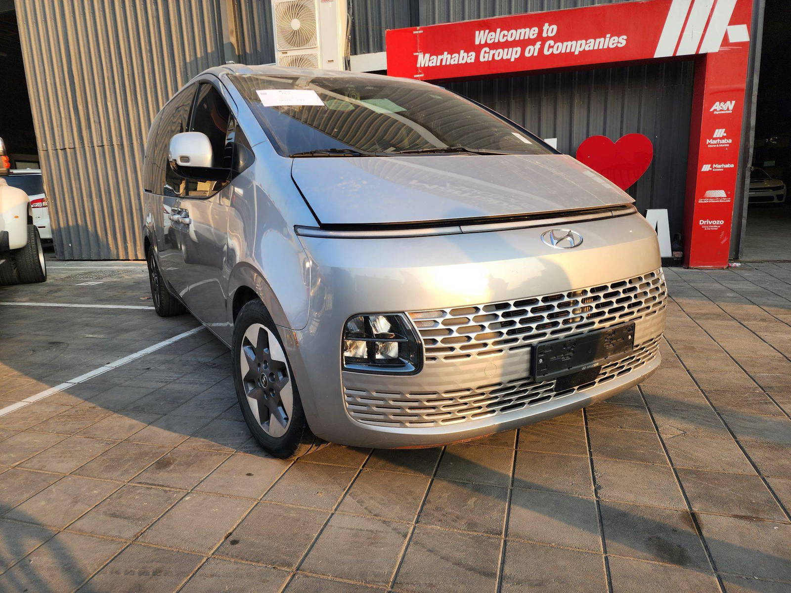 HYUNDAI STARIA 2022 - Marhaba Auction Used Cars - Image 4