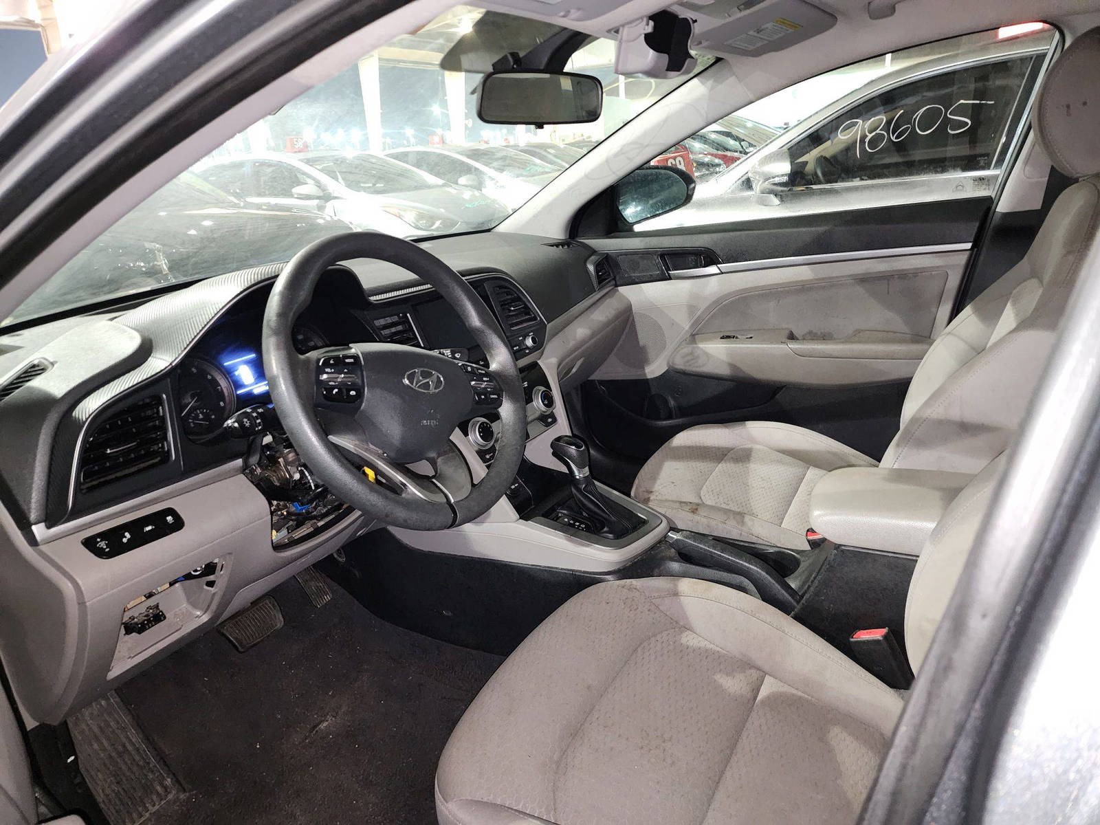 2019 HYUNDAI ELANTRA — 125689 Miles — Lot 744708 — Souq - Marhaba Auctions Used Cars - Image 8