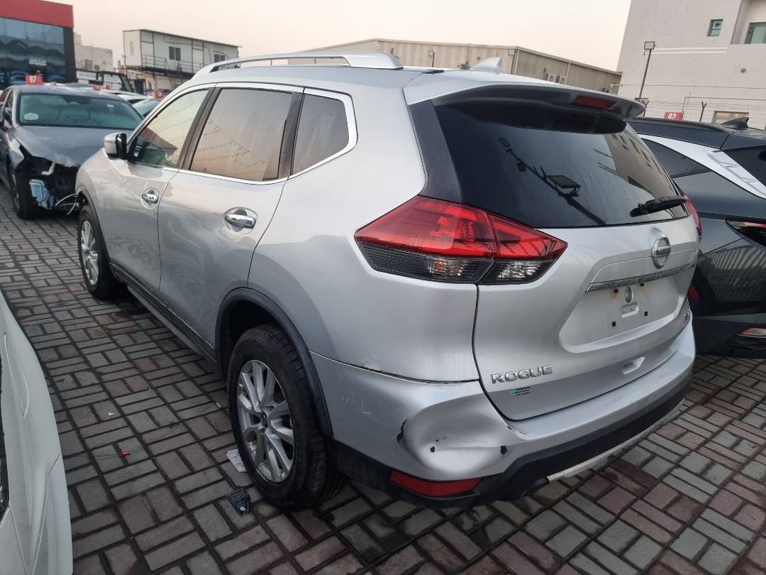NISSAN ROGUE 2018 - Marhaba Auction Used Cars - Image 5