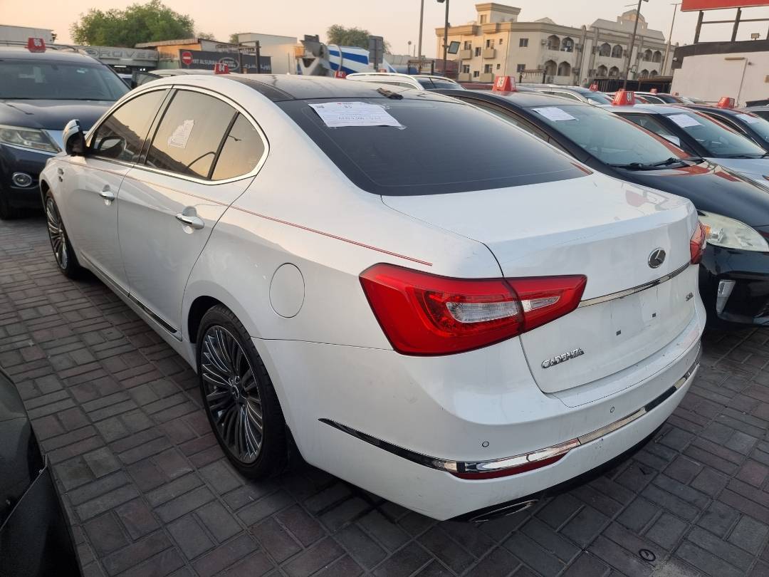 2015 KIA CADENZA — 135473 Miles — Lot 125478 — Main - Marhaba Auctions Used Cars - Image 5