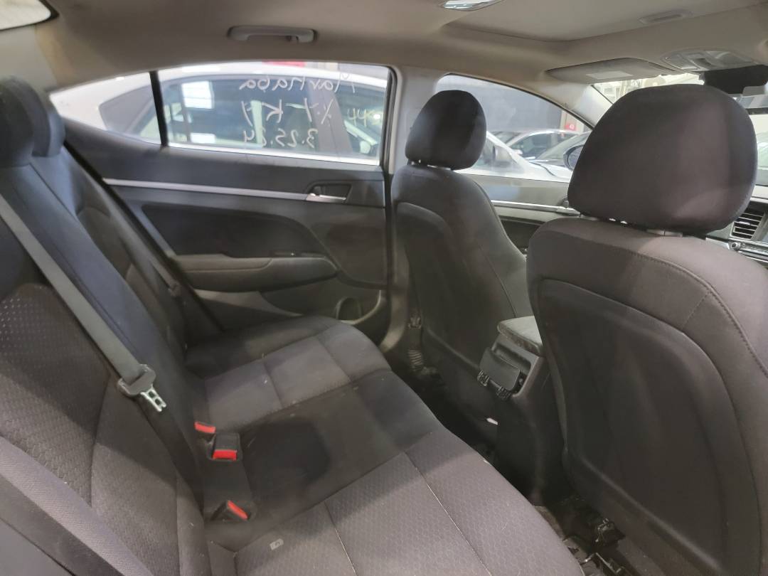 2019 HYUNDAI ELANTRA — 68783 Miles — Lot H479012 — Souq - Marhaba Auctions Used Cars - Image 4