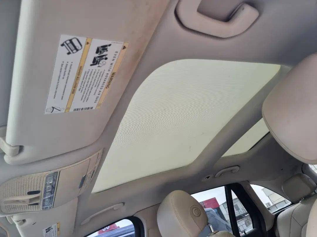 MERCEDES BENZ GLC-300 2016 - Marhaba Auction Used Cars - Image 8