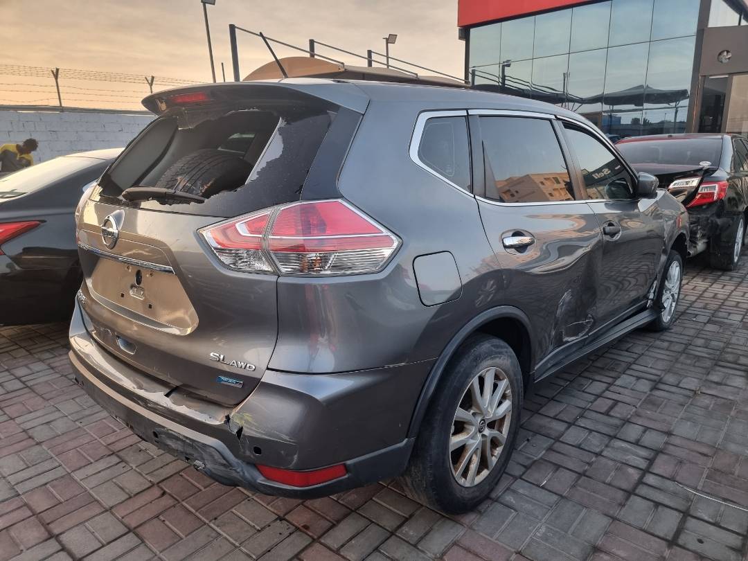 2016 NISSAN ROGUE — 175997 Miles — Lot 213748 — Ind. 12 - Marhaba Auctions Used Cars - Image 4