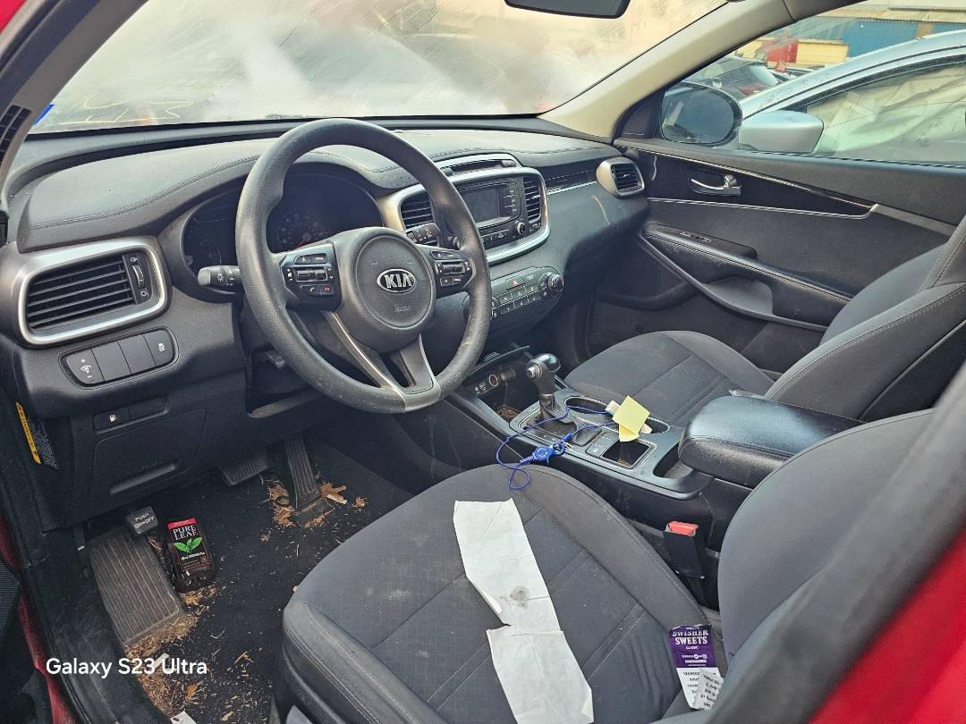 KIA SORENTO 2017 - Marhaba Auction Used Cars - Image 6