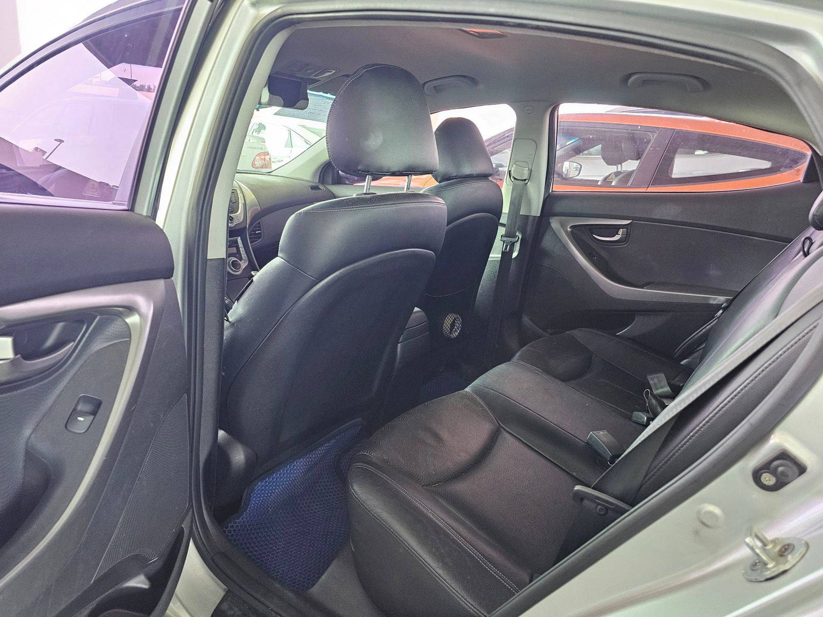 2011 HYUNDAI AVANTE — 136273 KM — Lot 166742 — Ind. 12 - Marhaba Auctions Used Cars - Image 6