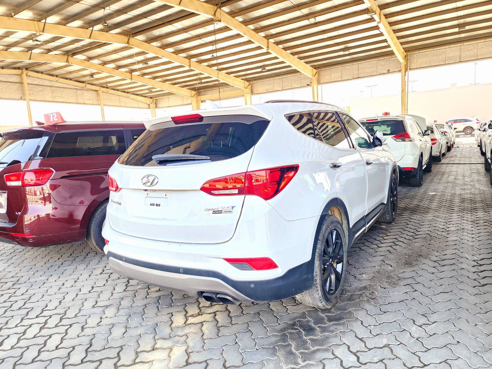 2017 HYUNDAI SANTA FE — 118030 Miles — Lot 7HG485342 — Souq - Marhaba Auctions Used Cars - Image 3
