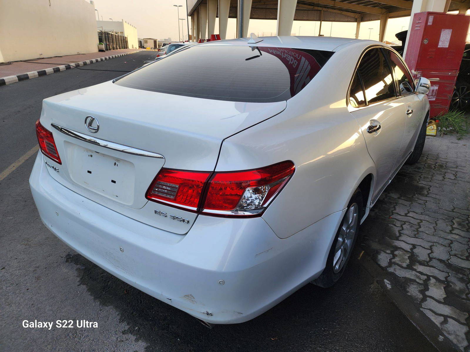 2010 LEXUS ES 350 — 213377 Miles — Lot 37100184 - Marhaba Auctions Used Cars - Image 4