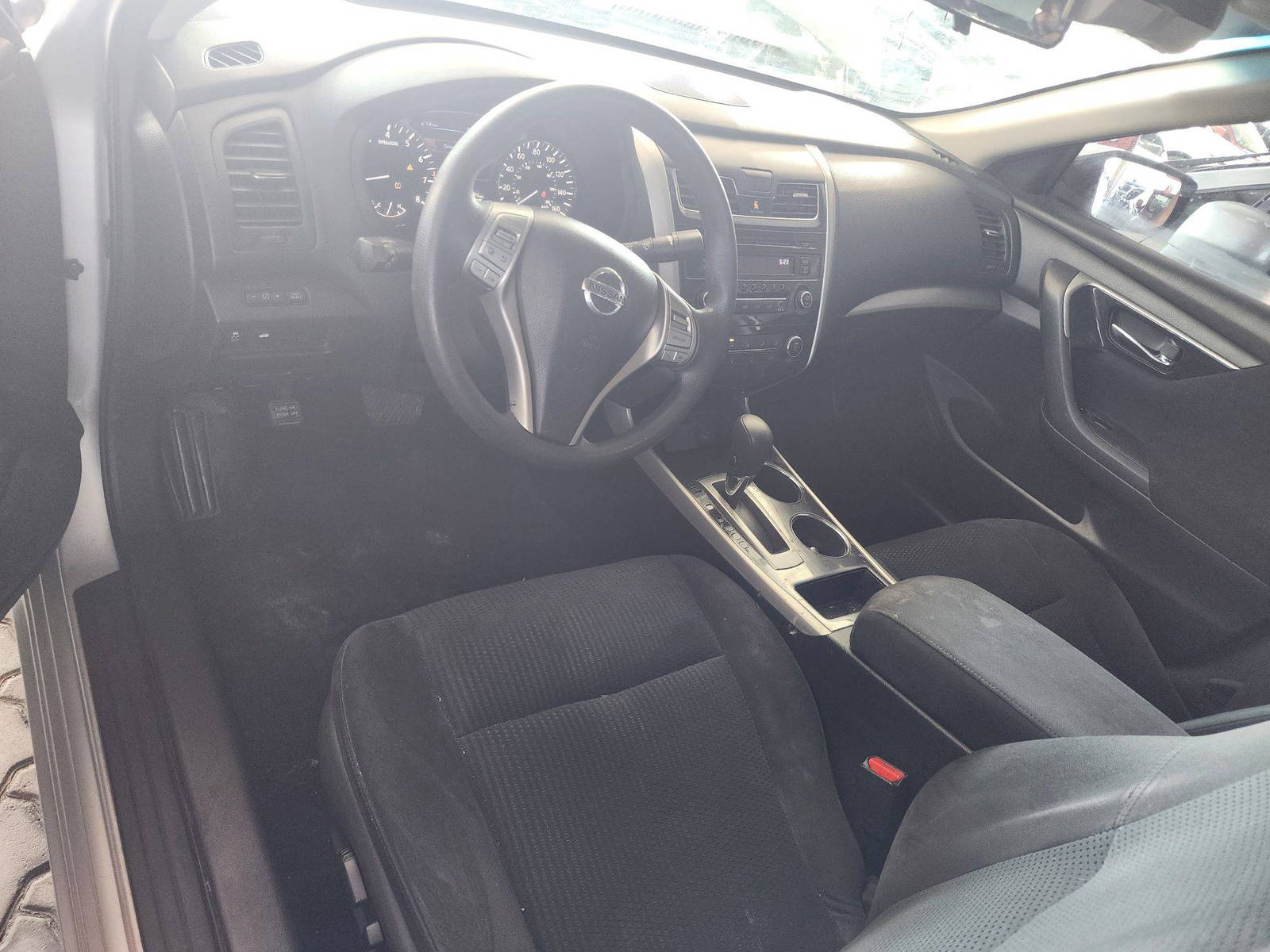 2014 NISSAN ALTIMA — 128994 Miles — Lot 69716343 - Marhaba Auctions Used Cars - Image 4