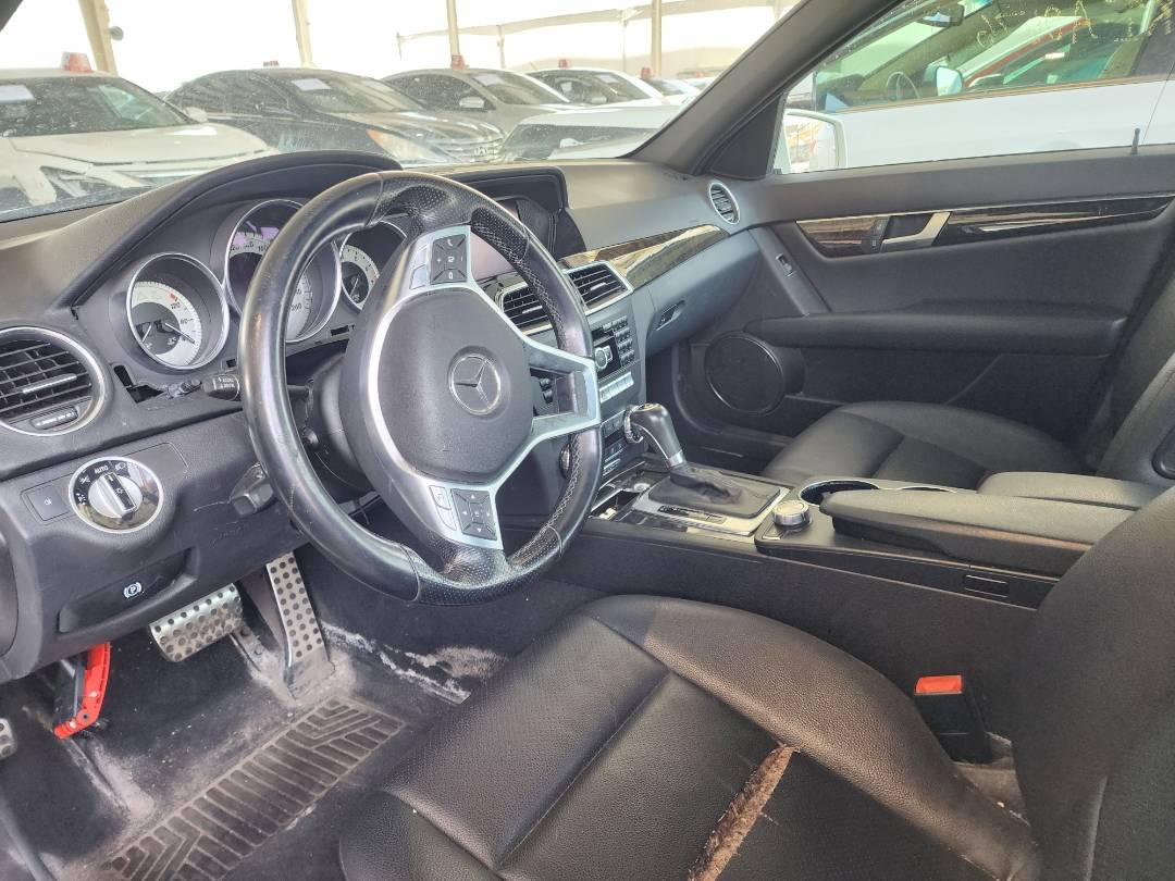 2012 MERCEDES BENZ C-250 — 187502 KM — Lot 610482 - Marhaba Auctions Used Cars - Image 9