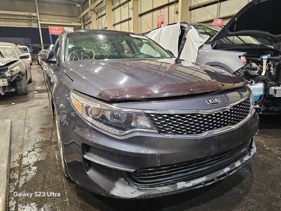 2018 KIA OPTIMA — 218596 Miles — Lot G259930 — Main - Marhaba Auctions Used Cars - Image 4
