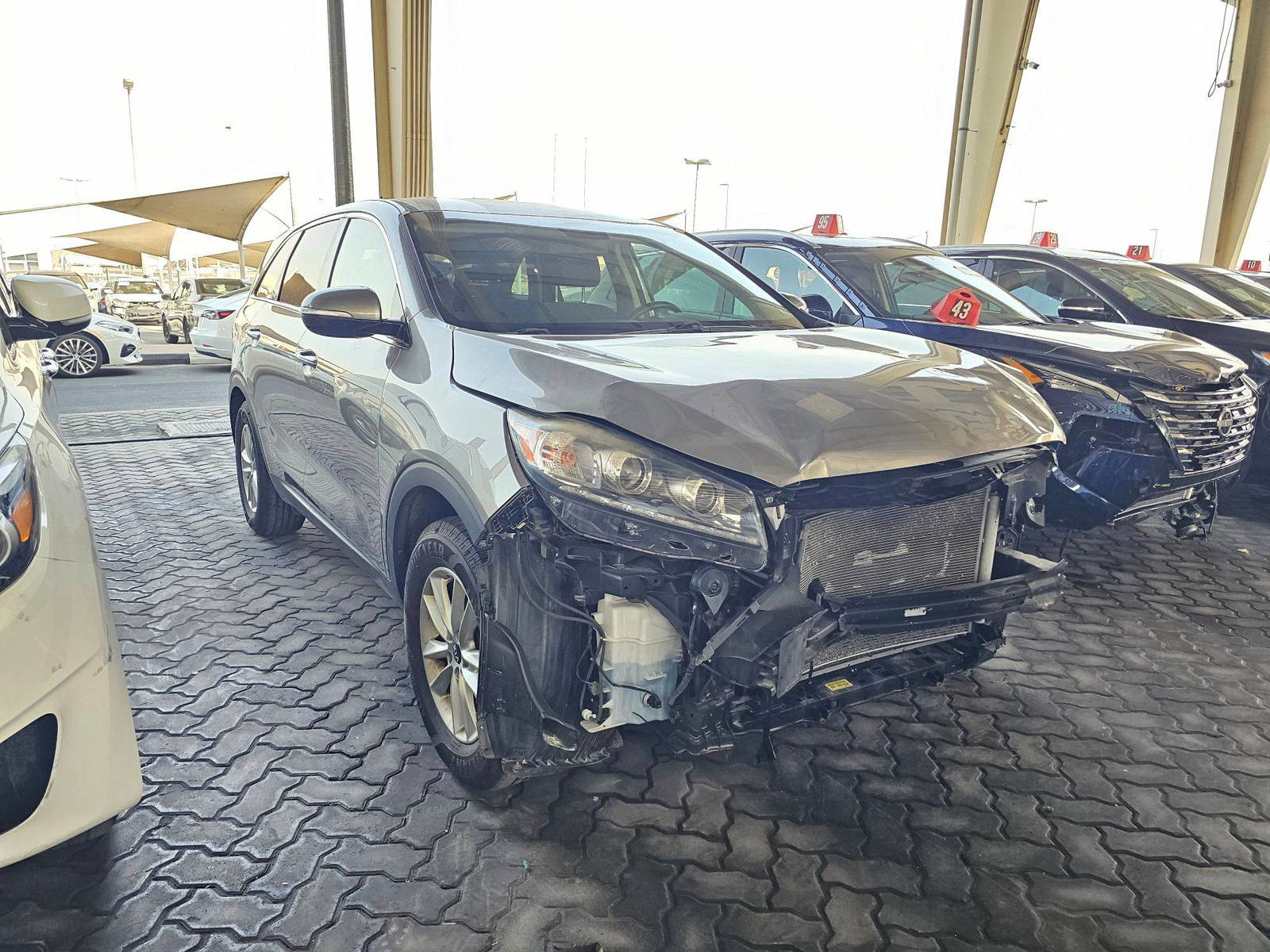 2019 KIA SORENTO — 116768 Miles — Lot XKG474500 — Souq - Marhaba Auctions Used Cars - Image 4