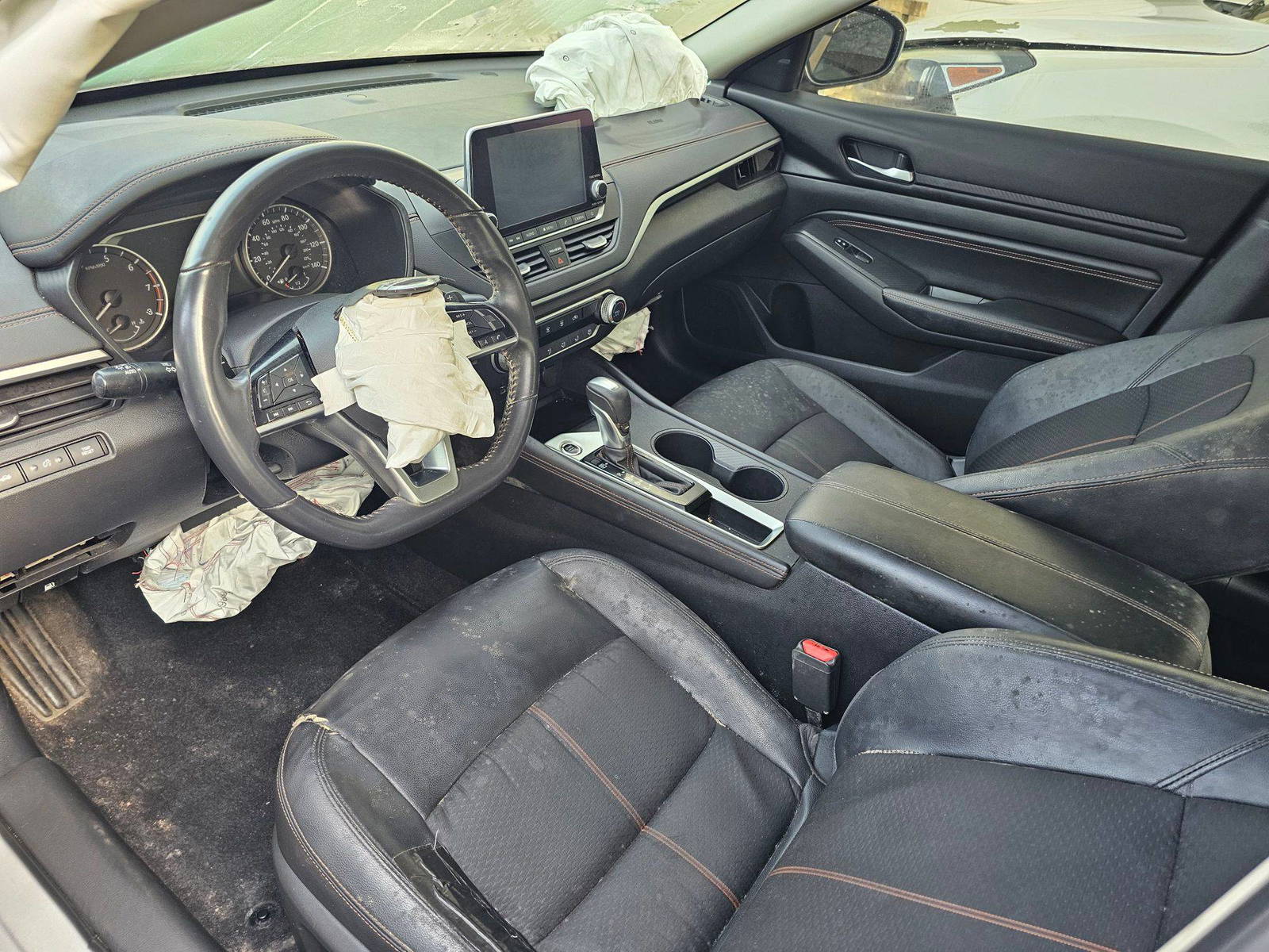 2020 NISSAN ALTIMA — 159712 Miles — Lot 85172255 — Main - Marhaba Auctions Used Cars - Image 8
