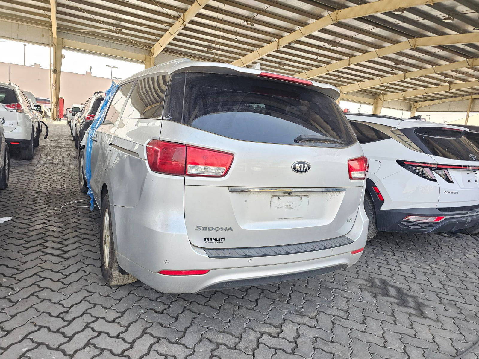 KIA SEDONA 2015 - Marhaba Auction Used Cars - Image 4