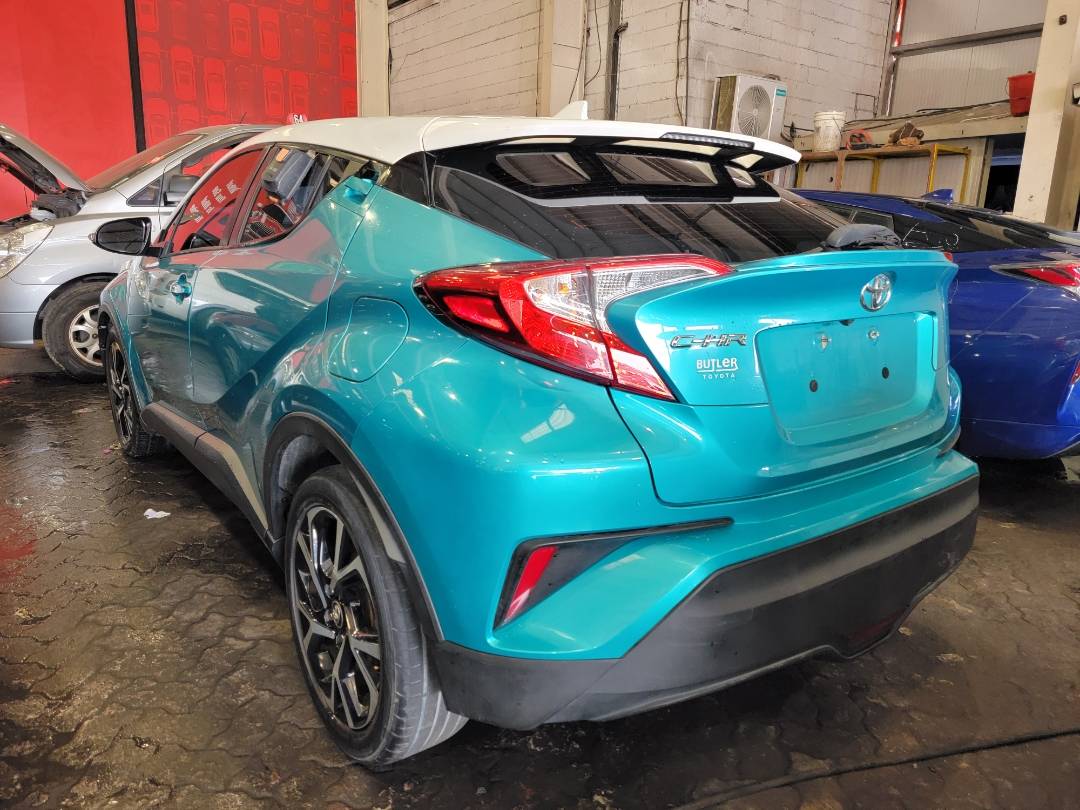 2018 TOYOTA C-HR — Lot BX8JR054212 — Main - Marhaba Auctions Used Cars - Image 5