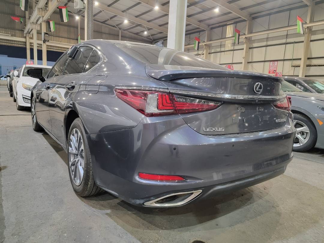 2023 LEXUS ES 350 — 12037 KM — Lot B13PU149640 — Main - Marhaba Auctions Used Cars - Image 3