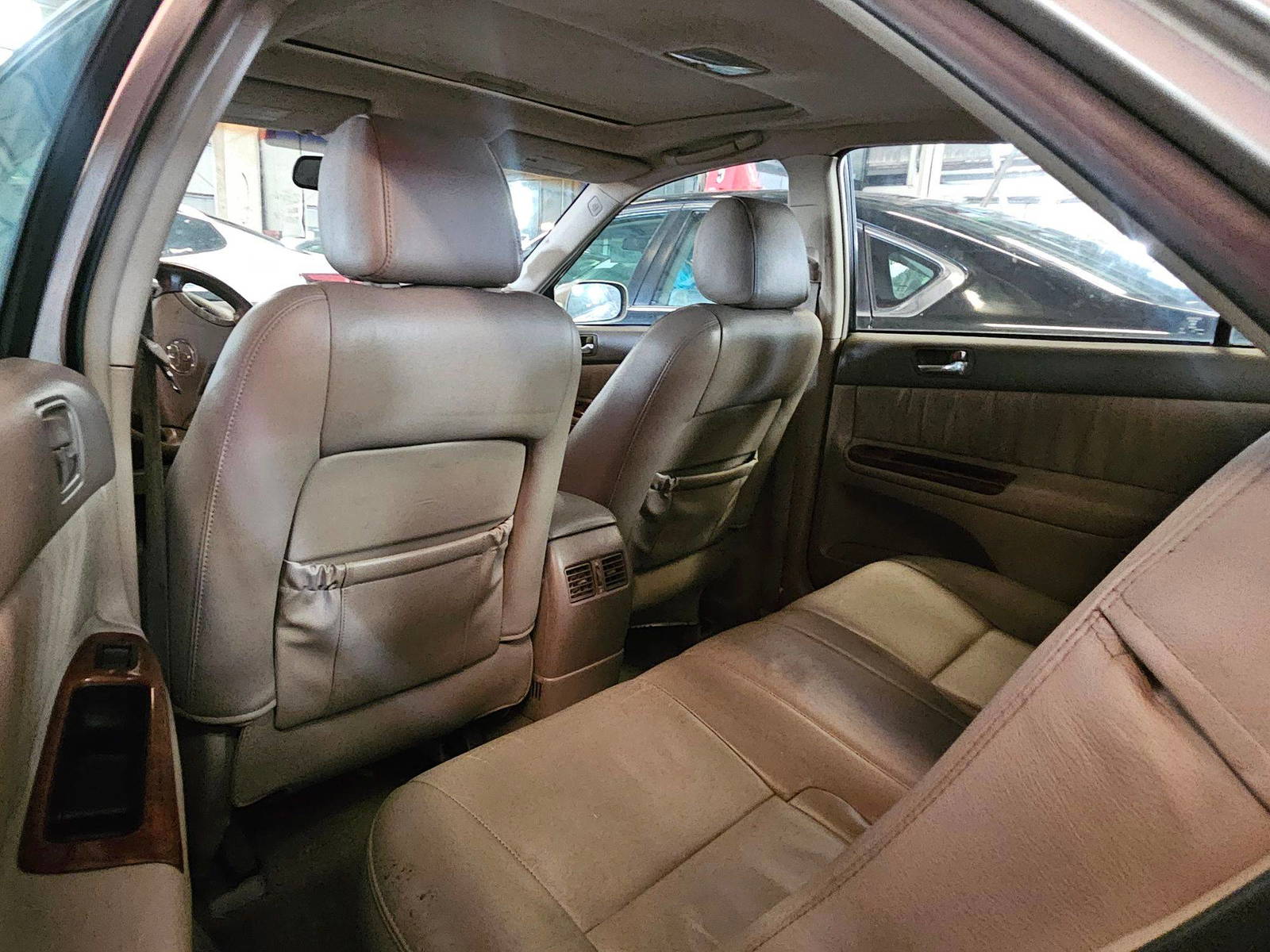 2006 TOYOTA CAMRY — 218503 Miles — Lot 43985441 — Souq - Marhaba Auctions Used Cars - Image 7
