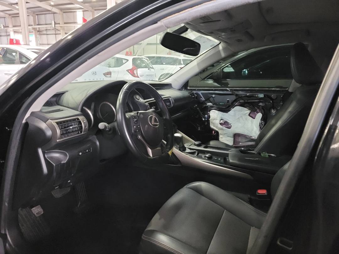 2014 LEXUS IS 250 — 127567 Miles — Lot XE5009449 — Main - Marhaba Auctions Used Cars - Image 6