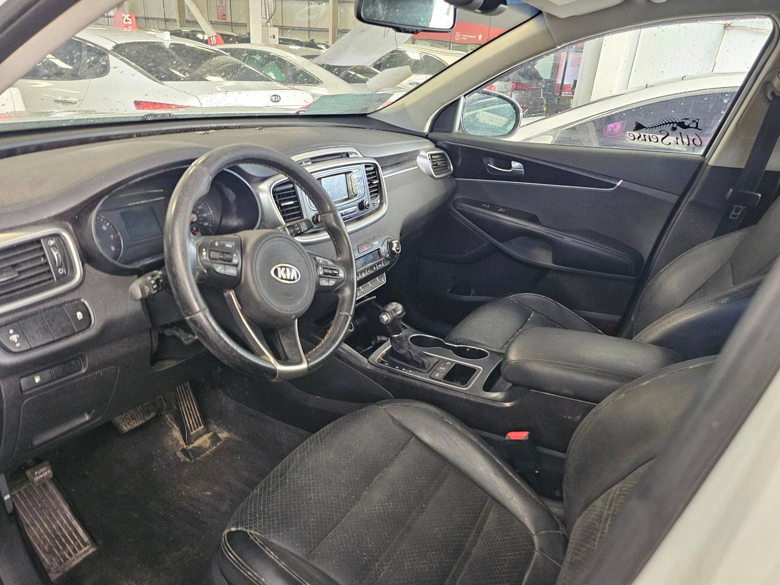 KIA SORENTO 2016 - Marhaba Auction Used Cars - Image 6