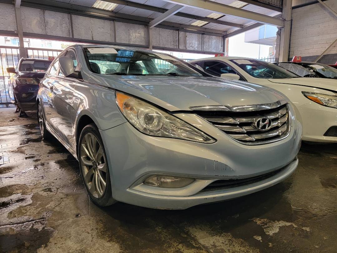 2013 HYUNDAI SONATA — 218942 Miles — Lot 665220 — Main - Marhaba Auctions Used Cars - Image 4
